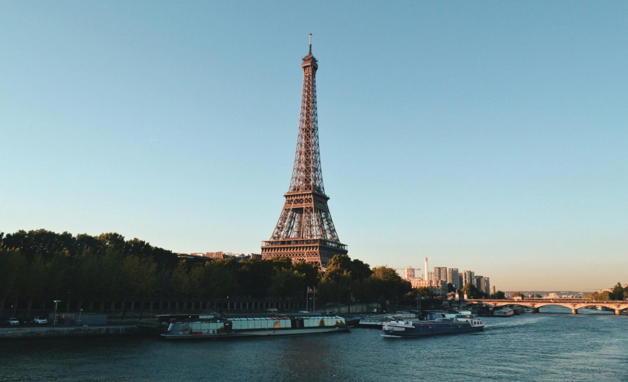 Paris-pexels-yovan-verma-2082103 Paris-pexels-yovan-verma-2082103